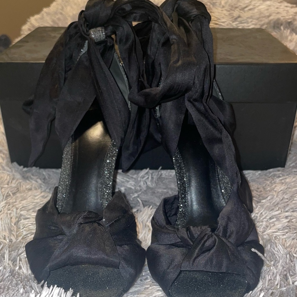 Alexander Birman strappy heels - Picture 6 of 6